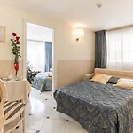 ホテル Baia Imperiale リミニ