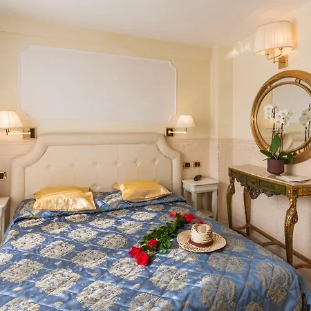 فندق Baia Imperiale 4*