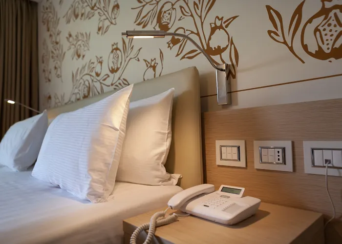 Baia Imperiale Hotel 4*