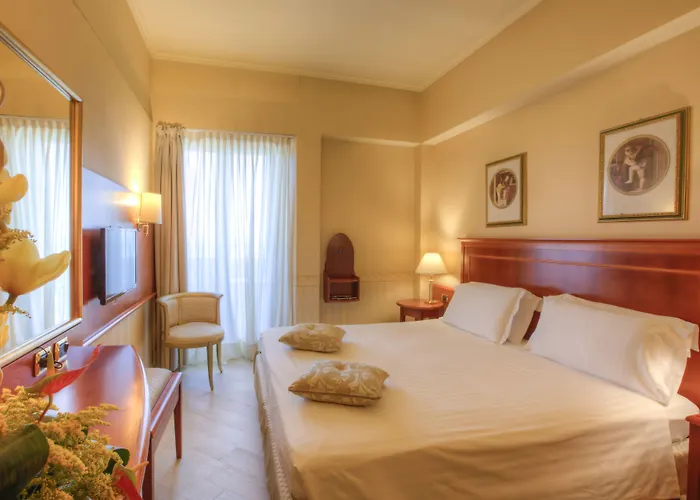 Отель Baia Imperiale 4*