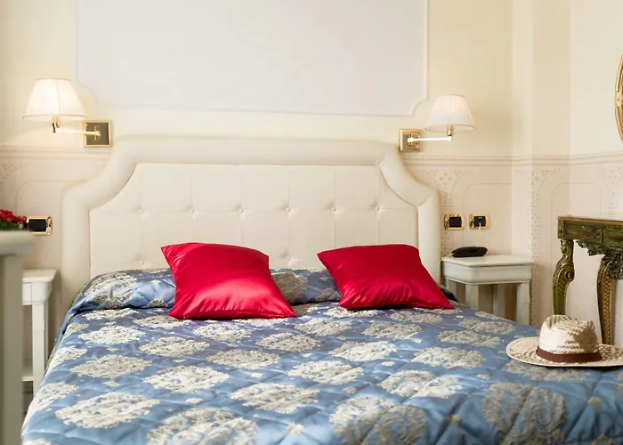 Отель Baia Imperiale 4*