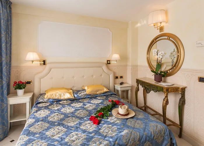 Отель Baia Imperiale 4*